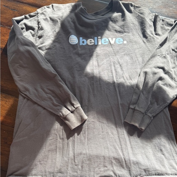 Tops - Grey ‘Believe' Long Sleeve Crewneck- Size L/XL